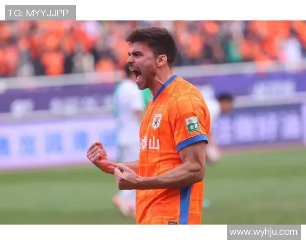 亚冠精英联赛精彩瞬间泽卡破门助力球队晋级决赛 亚冠精英联赛精彩瞬间泽卡破门助力球队晋级决赛