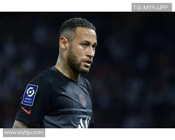 巴黎圣日耳曼俱乐部官宣签下世界级前锋，球迷期待其震撼表现